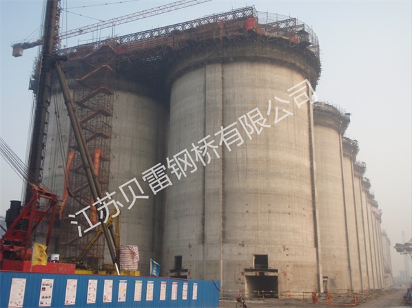 貝雷片在橋梁建設領域大放異彩，推動行業快速發展